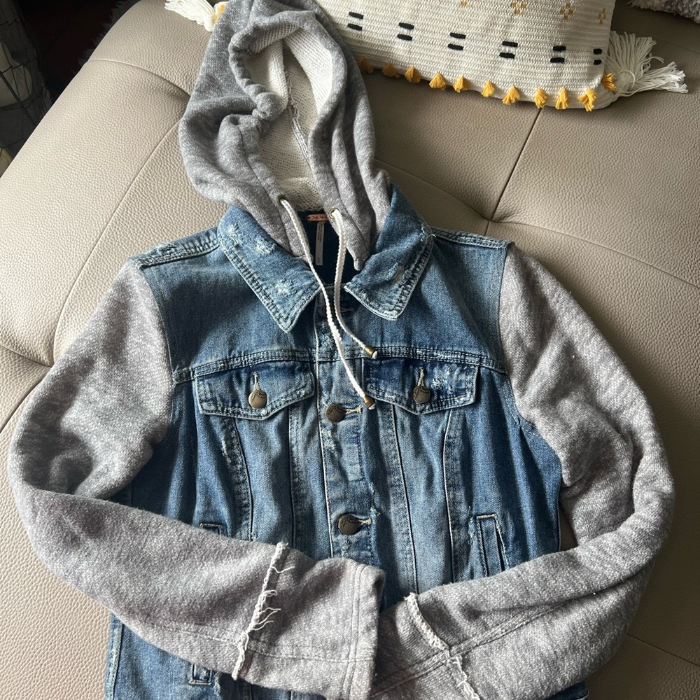 Free people Jean jacket size smalll - Picture 5 of 7